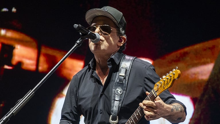 Andrés Calamaro agota su quinto Movistar Arena en meses y anuncia nueva fecha