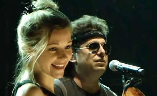 Andrés Calamaro defendió el honor de su novia en Twitter. (Foto: Web)