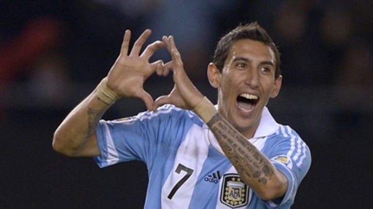 Angel Di María, celebrando un gol con su clásico festejo del corazón. (Foto: archivo Web)