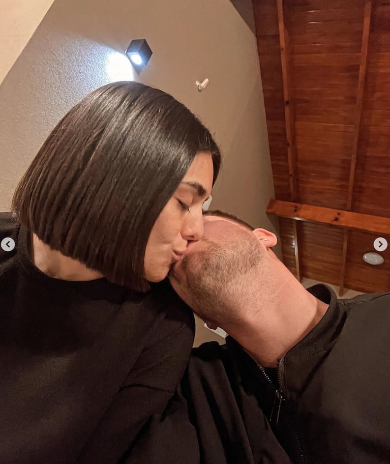 Ángela Leiva celebró el cumpleaños de su novio con videos a los besos: “Mi deseo es acompañarte, amor mío”