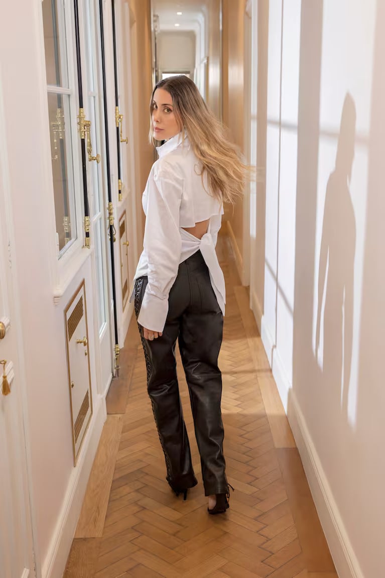 Anita posó como si lo hiciera de toda la vida. Crédito: Revista Hola