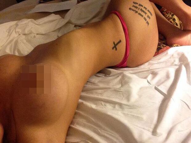Annalisa Santi, en topless. (Foto: Twitter)