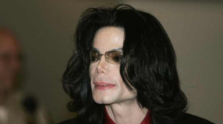 Anonymous reveló que Michael Jackson, Paul Walker y Avicii, entre otros famosos, habrían sido asesinados