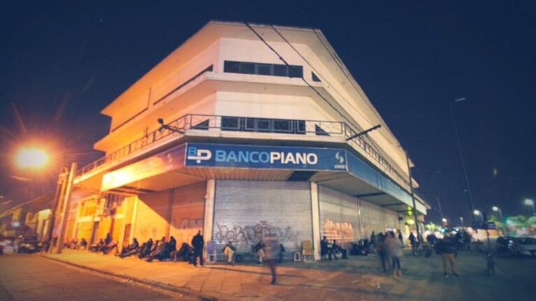 Ante la gran demanda los bancos abrirán sábado y domingo.
