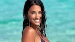 Antonela Roccuzzo encendió las redes desde Miami: marcó tendencia con una microbikini bicolor cavada. Foto: Instagram @antonelaroccuzzo
