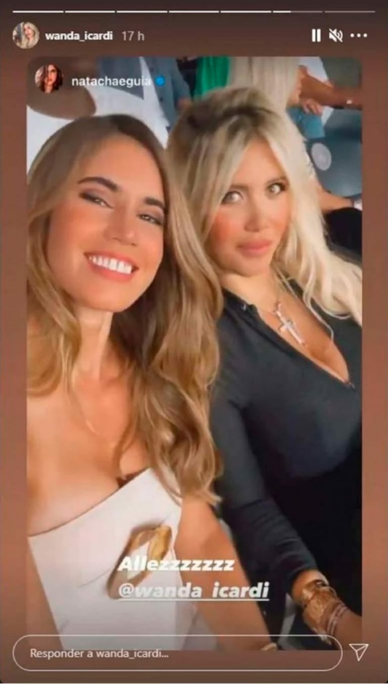 Antonela Roccuzzo y Wanda Nara coincidieron en el mismo estadio durante un partido del PSG, con Lio Messi en la platea