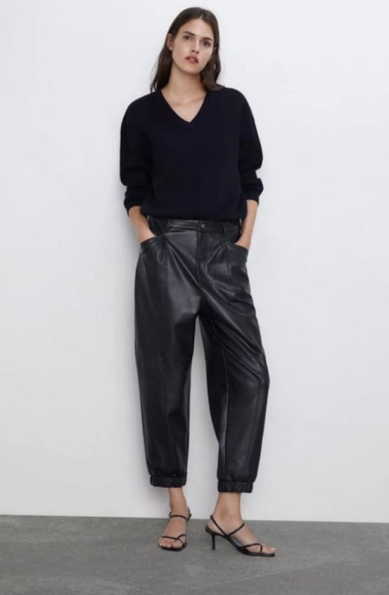 Antonela Rocuzzo: cuánto sale el look total black que lució en París