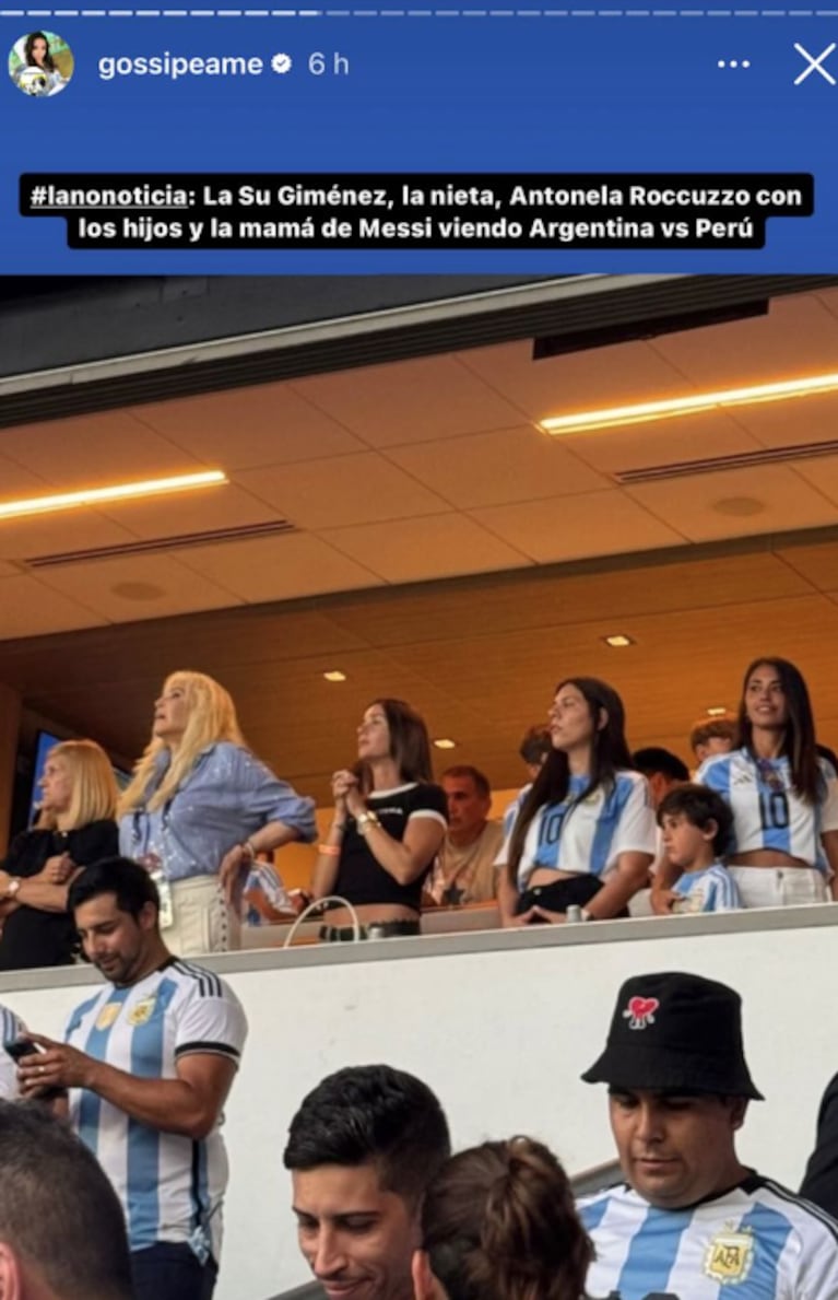 Antonela, su suegra y sus hijos miraron el partido con Susana y Lucía.