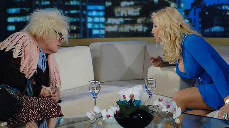 Antonio Gasalla, en el rol de La Abuela, junto a Susana Giménez. (Foto: Telefe)