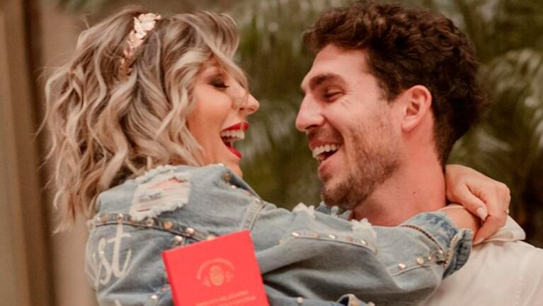 Apasionado posteo de Noelia Marzol a Ramiro Arias por su tercer aniversario de casados.
