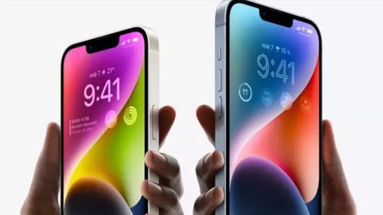 Apple continúa desarrollando la carga inalámbrica inversa del iPhone aunque se retrasó en sus planes de lanzamiento
