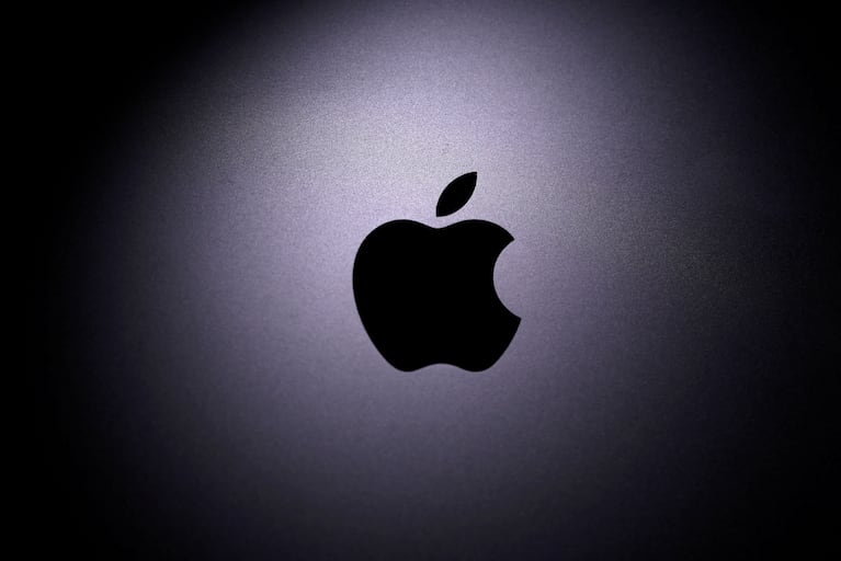 Apple destacó que no administra las tiendas de aplicaciones alternativas.