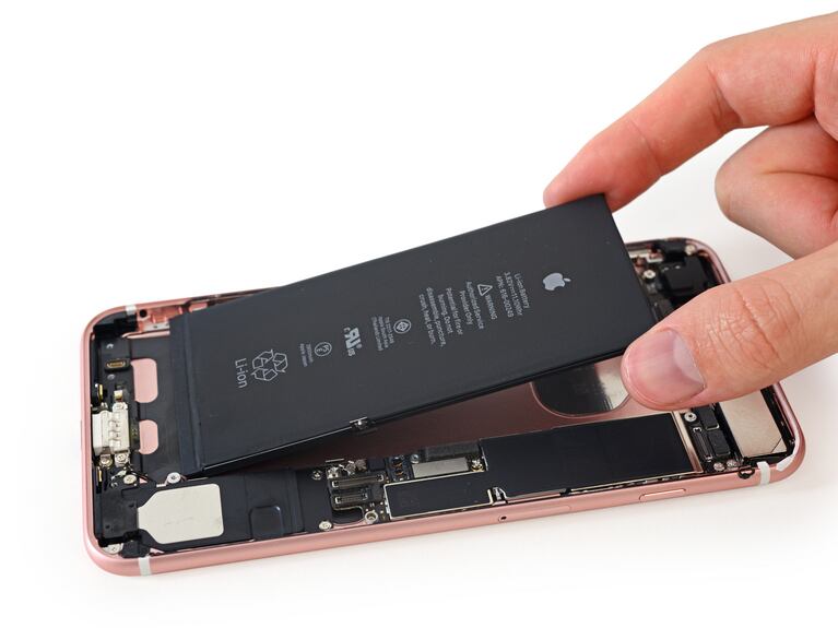 Apple reconoce fallas en las baterías 