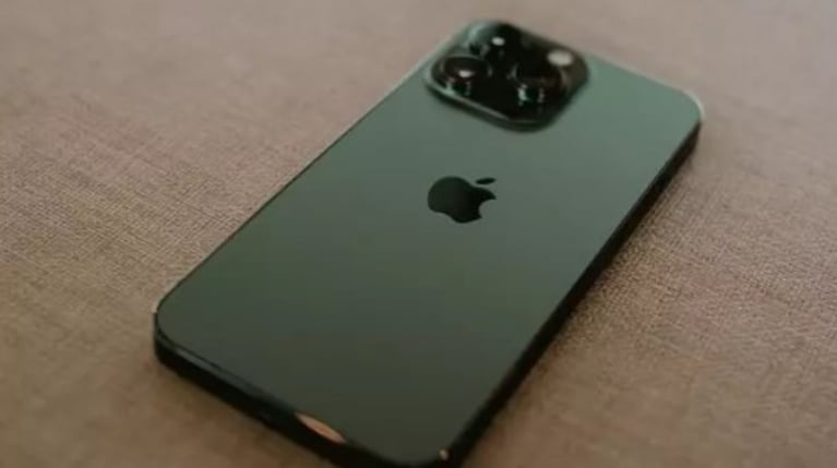 Apple trabaja en al menos dos modelos de iPhone plegables, según The Information