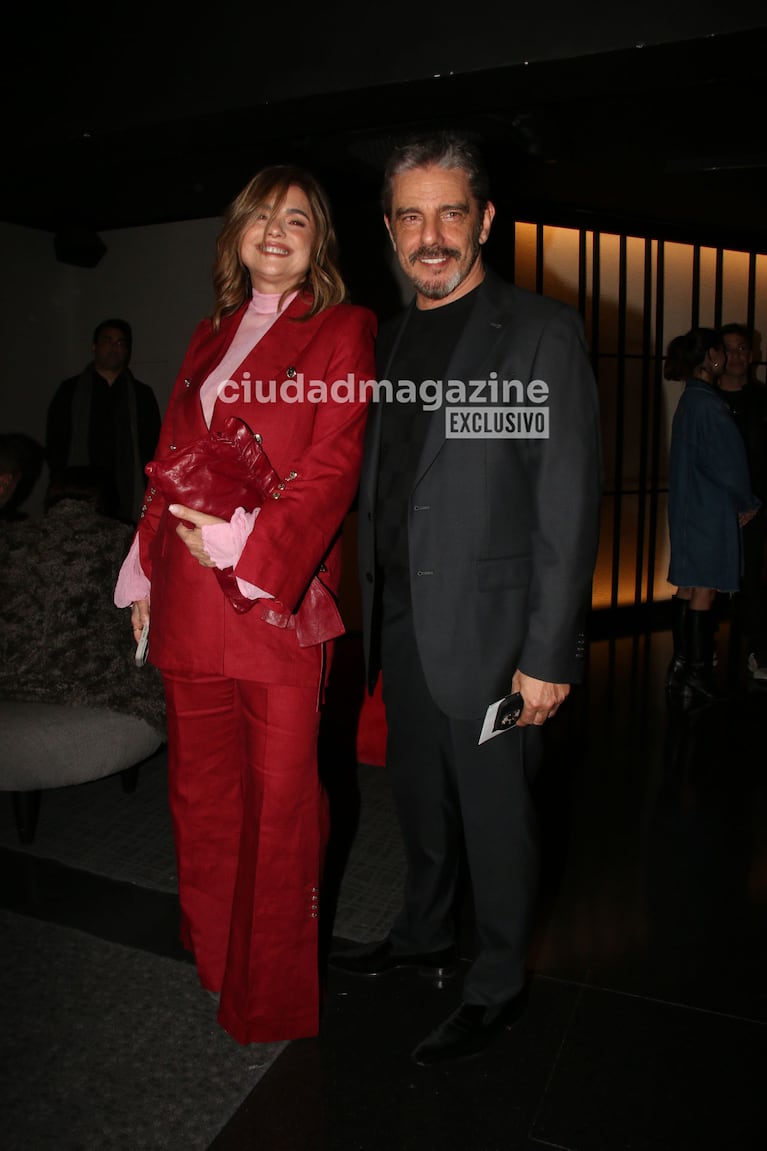 Araceli González y Fabián Mazzei en el estreno de Con la Nuestra (Foto: Movilpress).