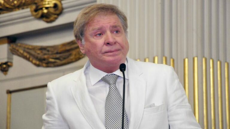 Arturo Puig, internado por un problema estomacal. Foto: Web