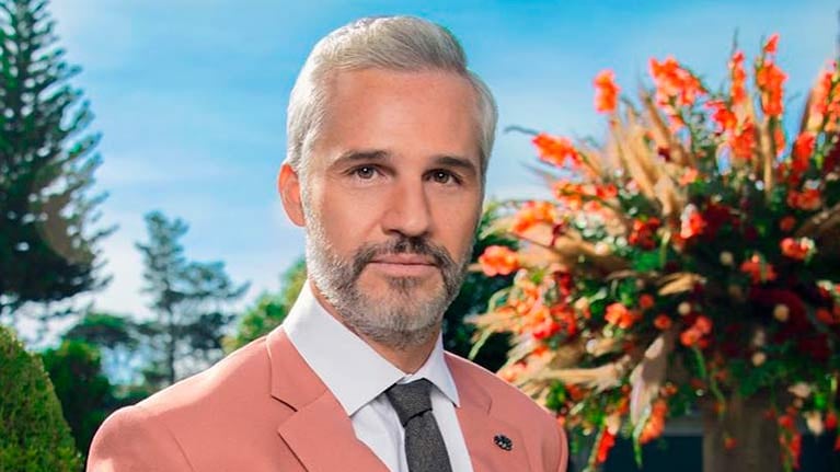 Aseguran que un actor de La Casa de las flores está estable tras los rumores de que habría perdido una pierna por una trombosis