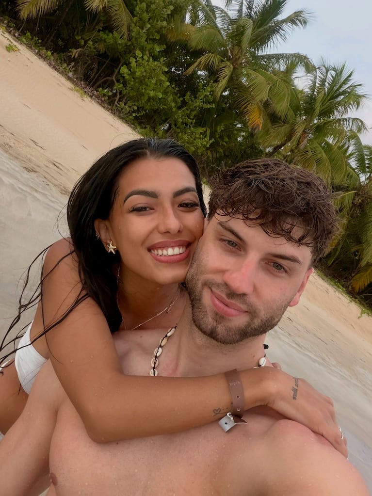 Así blanquearon su amor Luz y Tato (Fotos de Instagram)