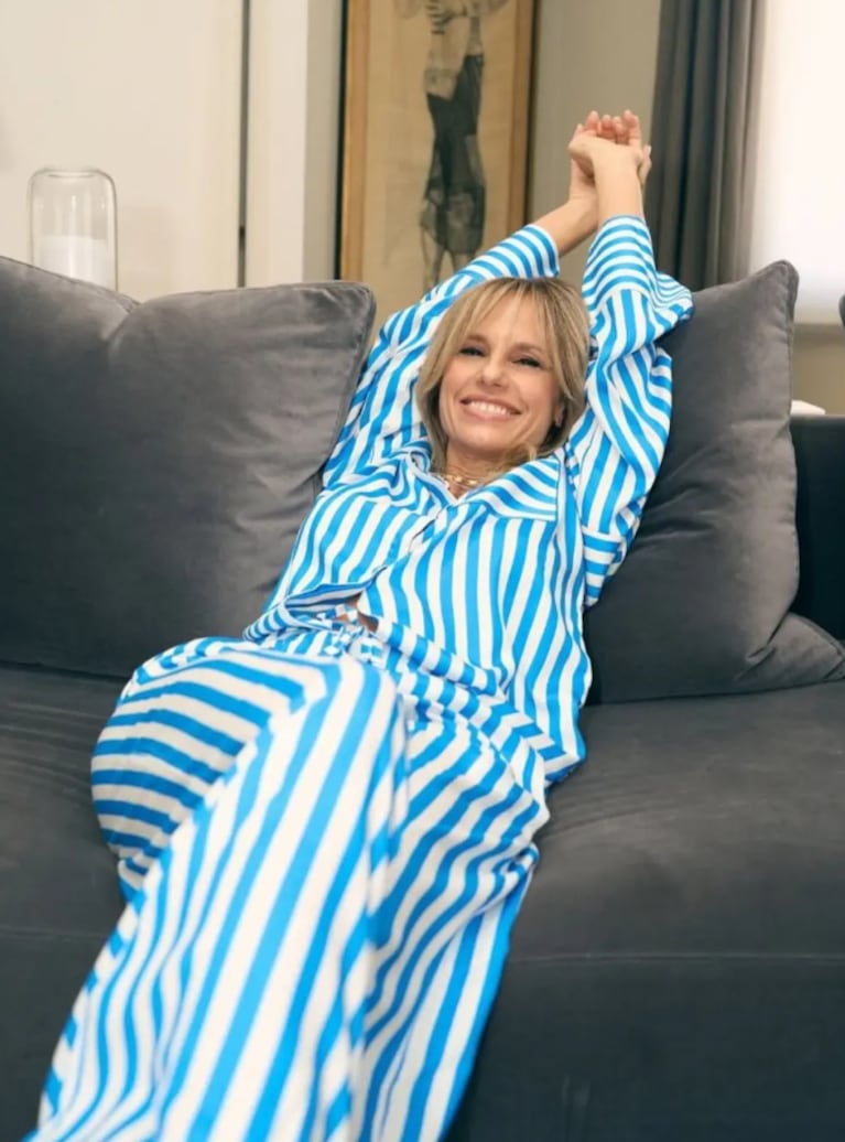 Así es el living de la casa de Mariana Fabbiani: diseño interior estilo “lujo silencioso” | Créditos: Instagram @marianafabbiani