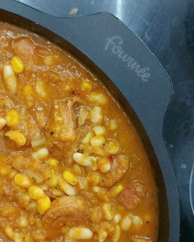 Así es el locro patrio de Jimena Monteverde. (Foto: @jimemonteverde)