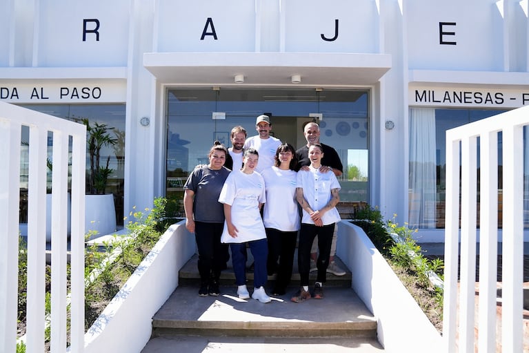 Así es el “Paraje Ruta 8”, el restaurante de Christian Petersen en San Antonio de Areco | Créditos: Instagram @ruta8.km105