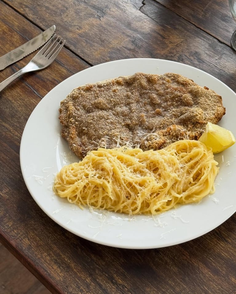 Así es el “Paraje Ruta 8”, el restaurante de Christian Petersen en San Antonio de Areco | Créditos: Instagram @ruta8.km105