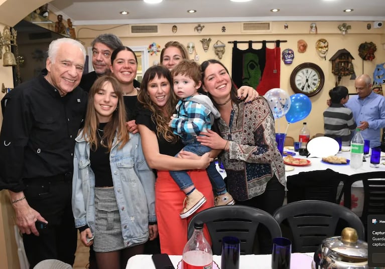 Así es la casa de Alberto Cormillot y Estefanía Pasquini: estilo clásico y colección de enanos de jardín | Créditos: Instagram @estefi_pasquini