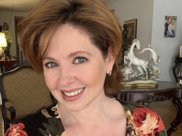 Así es la casa de Andrea Del Boca: diseño noventoso, esculturas de lujo y alfombras orientales | Créditos: Instagram @andreadelboca