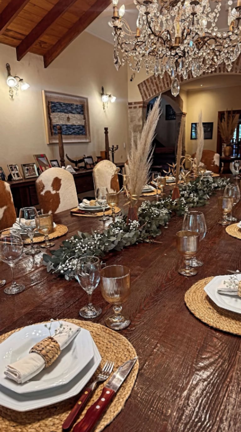 Así es la casa de campo de Barby Franco y Fernando Burlando: queda en Las Flores y combina rusticidad y lujo | Créditos: Instagram @barbaritafranco21