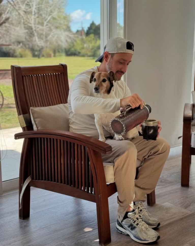 Así es la casa de Luciano Pereyra y Julia Rezzuto: estilo campestre, rodeada de naturaleza y llena de mascotas | Créditos: Instagram @lucianopereyraoficial