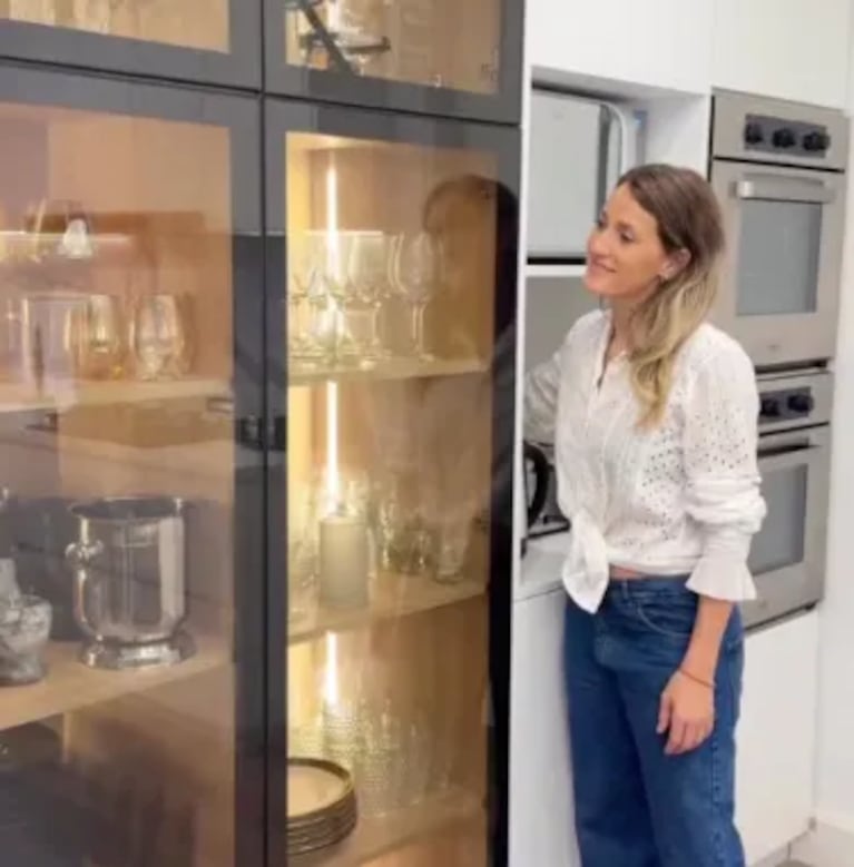 Así es la casa de Mica Viciconte y Fabián Cubero tiene nuevo look: minimalismo, playroom y vinoteca