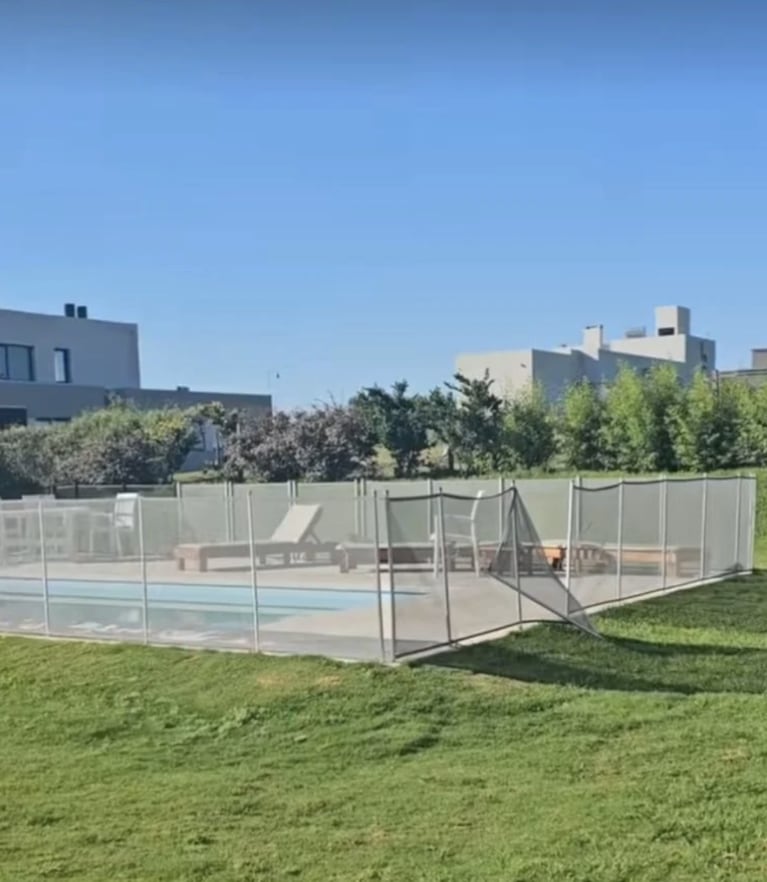 Así es la casa de Nazarena Vélez en Carlos Paz: minimalista, luminosa y con inmensa piscina