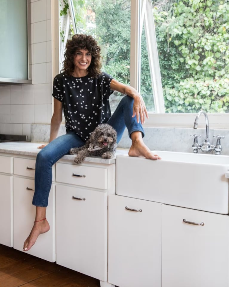 Así es la casa de Nicolás Repetto y Florencia Raggi: diseño rústico, piedras, madera y mucha naturaleza | Créditos: Instagram @florraggi