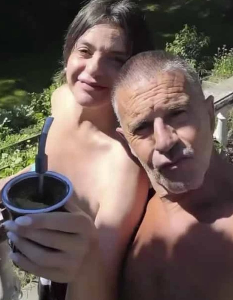 Así es la casa de Osvaldo Laport y Viviana Sáez en Pacheco: un chalet colonial con parque y pileta | Créditos: Instagram @vivisaezok