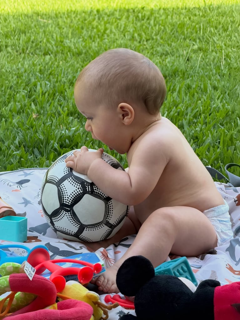 Así es la casa de Sol Pérez y su pareja: mucho verde, pileta y minimalismo | Créditos: Instagram @lasobrideperez