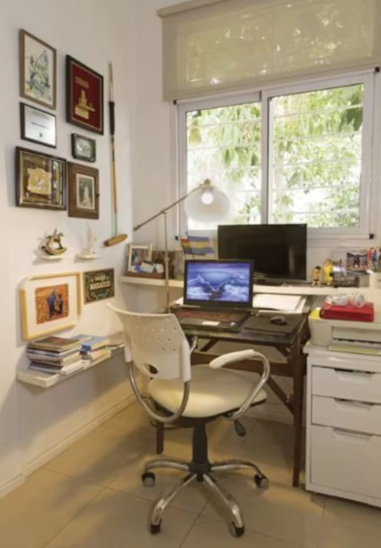 Así es la impactante casa de Mario Massaccesi: refugio personal entre muebles retro y pisos de madera | Créditos: Mitre Web