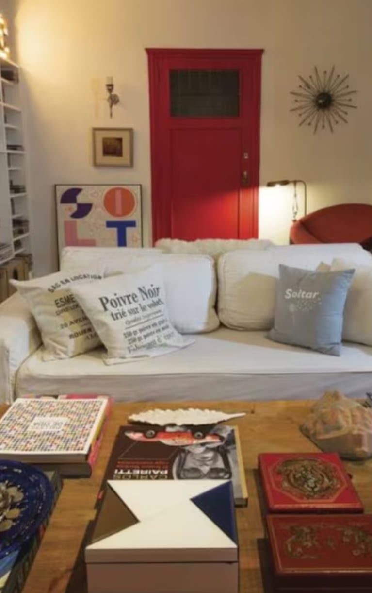 Así es la impactante casa de Mario Massaccesi: refugio personal entre muebles retro y pisos de madera | Créditos: Mitre Web