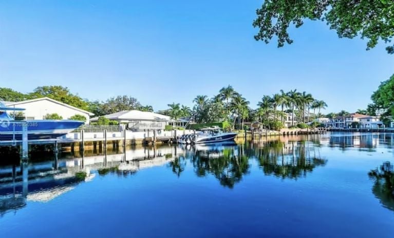 Así es la lujosa mansión de Luis Suárez y Sofía Balbi en Miami