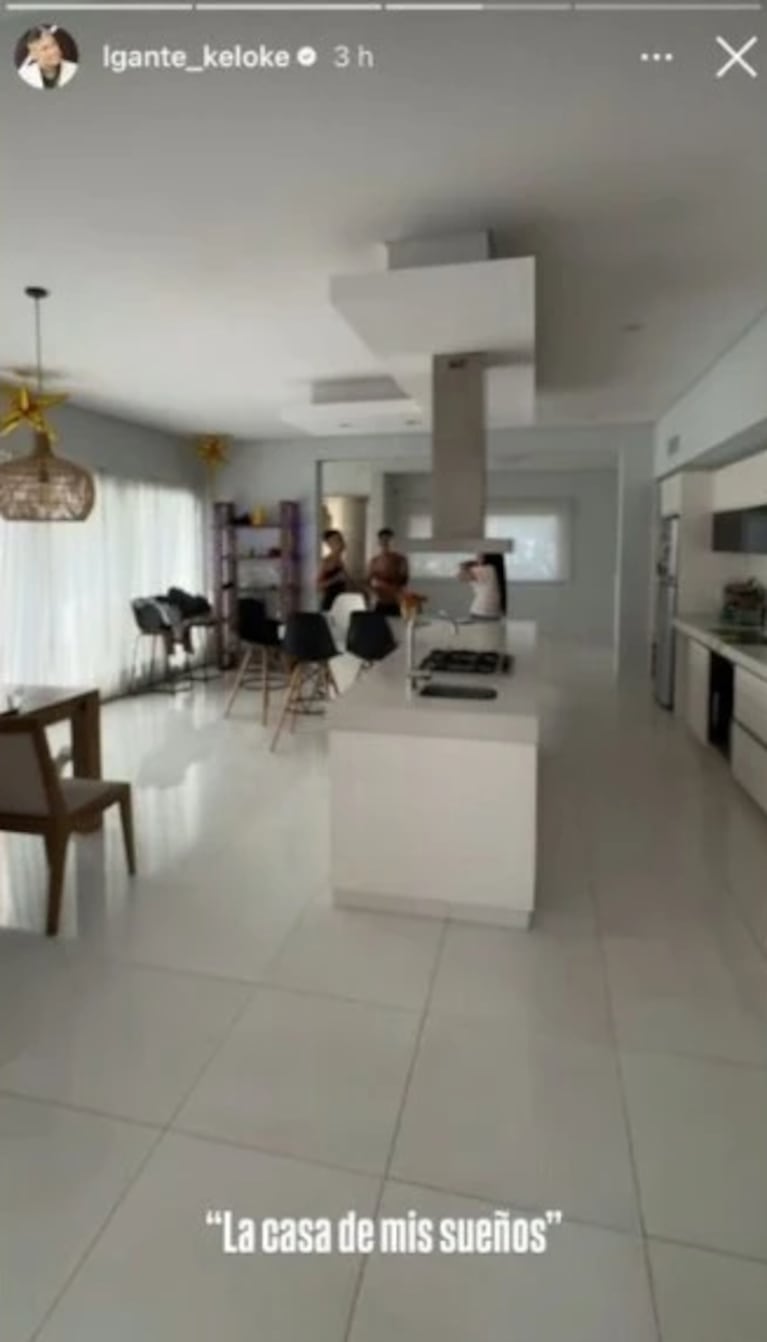 Así es la nueva “casa de los sueños” de L-Gante por dentro: diseño moderno y vista al lago | Créditos: Instagram @lgante_keloke