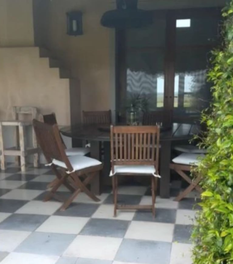 Así es la nueva casa del Dibu Martínez en Mar del Plata: inspirada en Inglaterra y diseñada por Mandinha | Créditos: Instagram @mandinha_martinez_