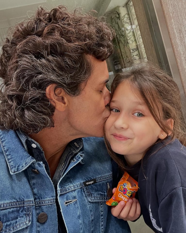 Así está hoy Alma, la hija de Mariano Martínez y Camila Cavallo. Crédito: Instagram/@marianom78
