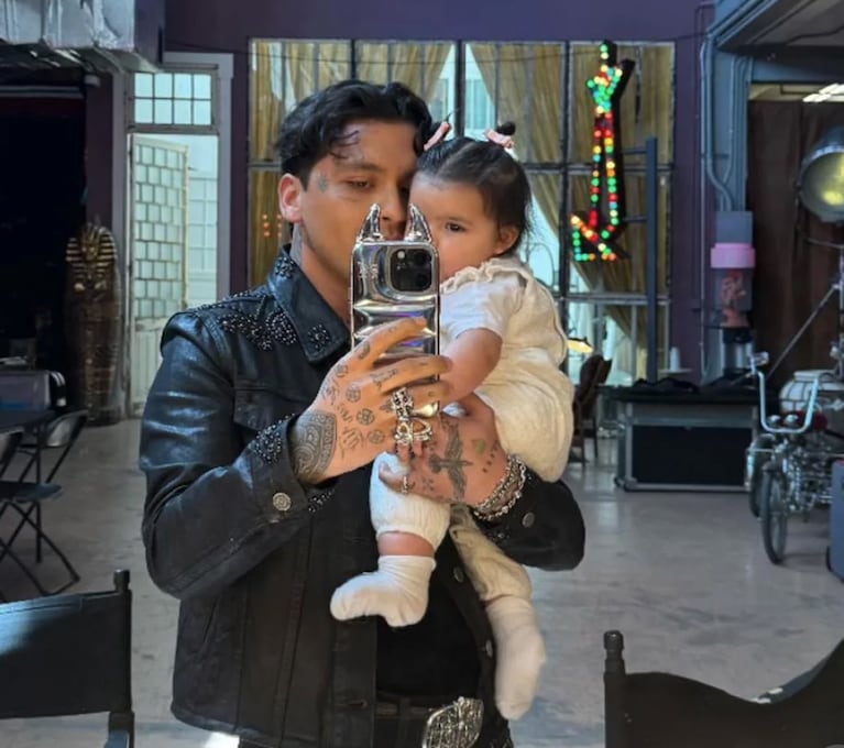 Así está Inti, la hija de Cazzu y Christian Nodal, a sus 7 meses de vida: las fotos