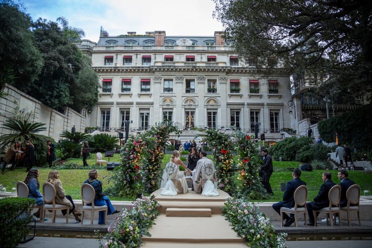 Así fue la boda de Jesica Cirio y Elías Piccirillo por dentro: la intimidad de la ceremonia, en fotos y video