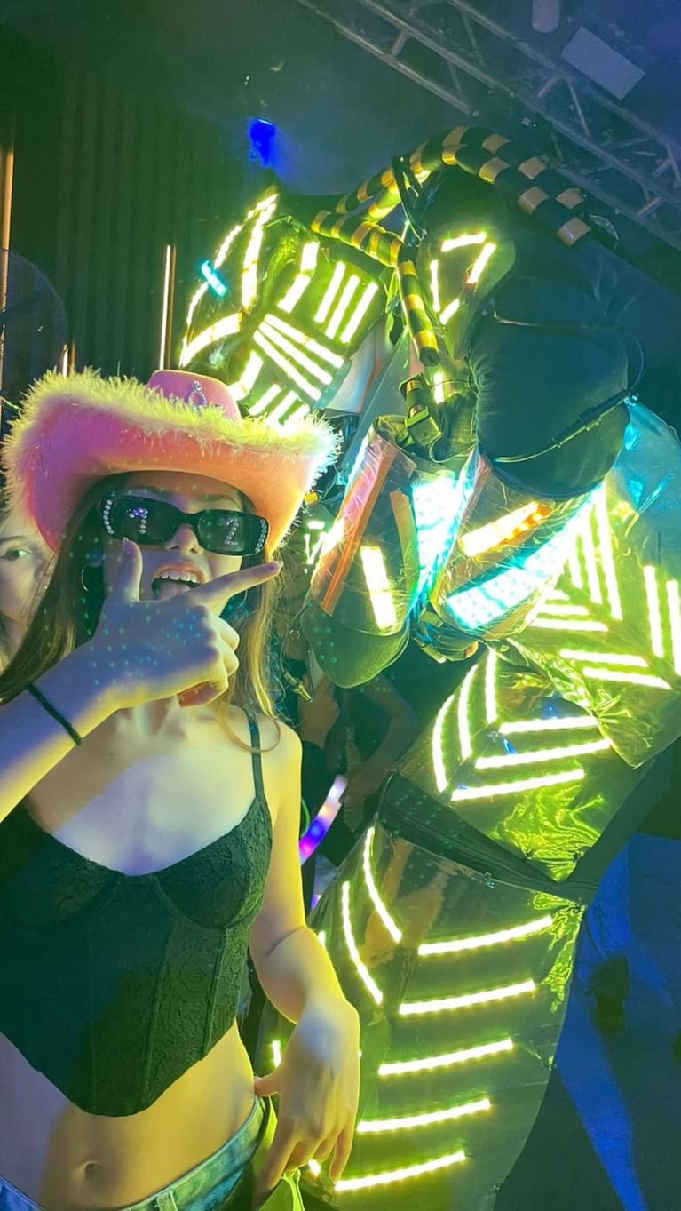 Así fue la fiesta de cumpleaños de Esperanza Castro (Foto: Instagram @rojassasi)
