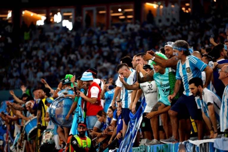 Así vivió la hinchada argentina el triunfo ante Polonia por el Mundial Qatar 2022