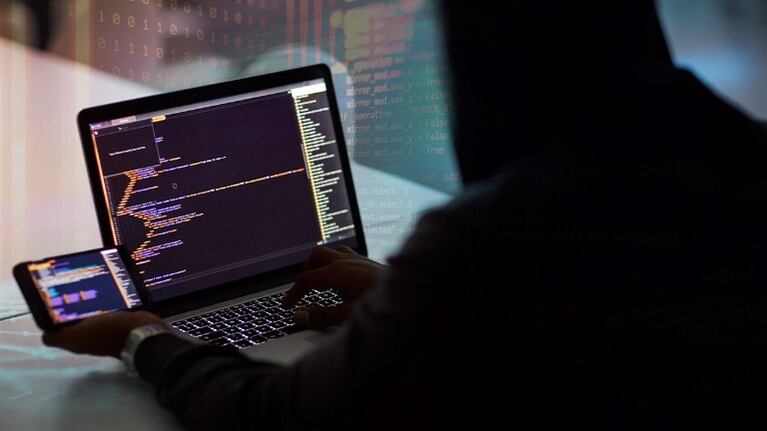 Atribuyen al grupo Lazarus dos incidentes APT relacionados con la investigación de la vacuna de la Covid-19. Foto: DPA.