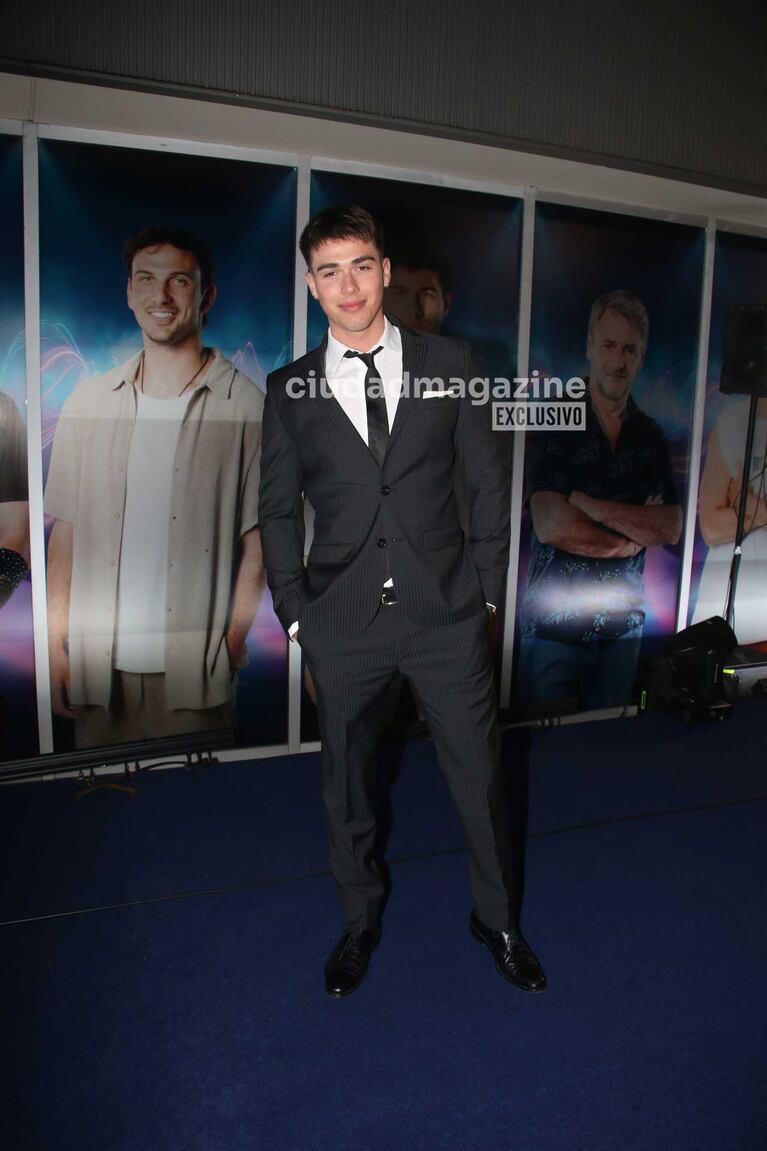 Axel Nicolás Klekaylo  en la alfombra azul de Gran Hermano (Foto: Movilpress)
