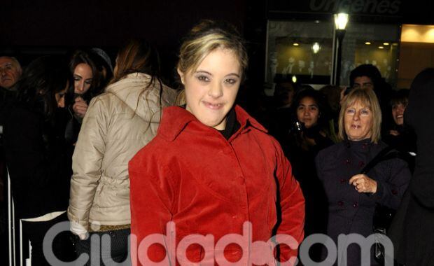 Ayelén Barreiro no se quiso perder el debut de Stravaganza (Foto: Jennifer Rubio). 