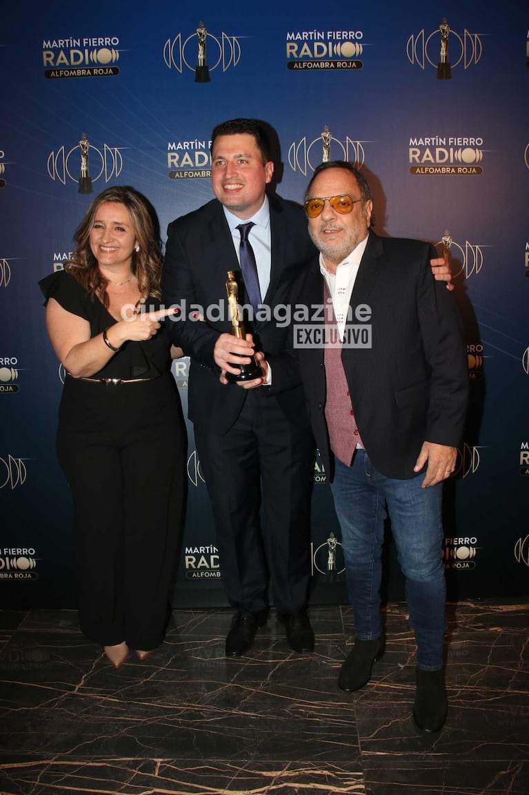 Baby Etchecopar y el staff de Basta Baby (Foto: Movilpress)