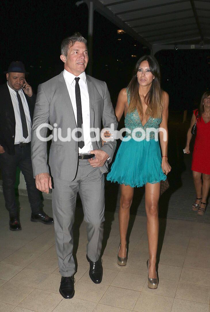 Barbie Franco y Fernando Burlando con lindos looks.  (Foto: Movilpress)